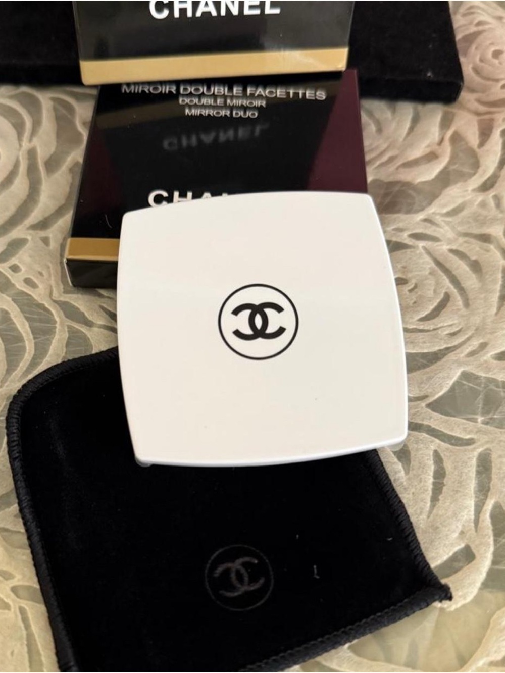 CHANEL White Compact Mirror Duo with Black Pouch